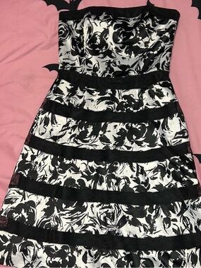 White House Black Market Black and White Strapless Floral Dress